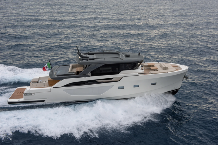BlueGame Yacht